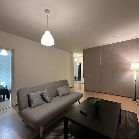 Kotimaailma - Tilava Kolmio Laeheltae Keskustaa Apartamento